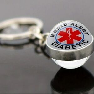 Diabetic Medical Alert Keychain with Globe NWT